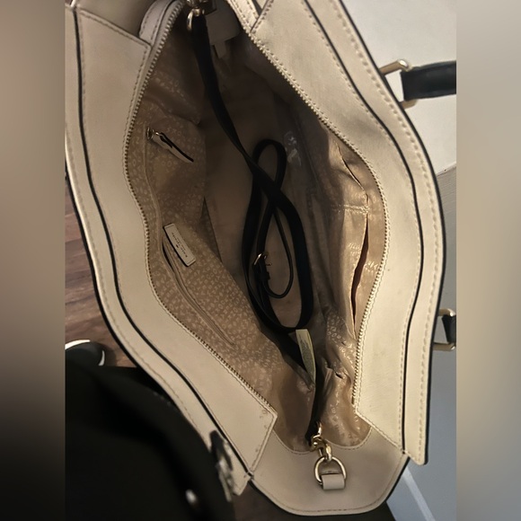 Kate Spade purse - Picture 3 of 3